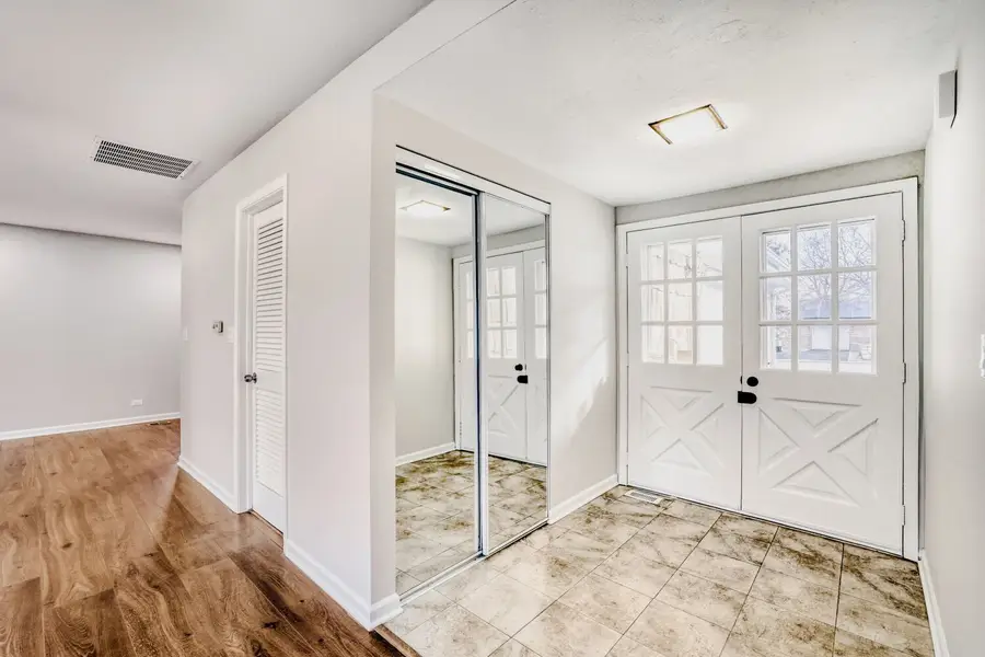 135 Ramblewood Lane, Lake Zurich, IL 60047 - #3