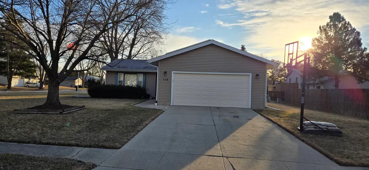 110 N Ashland Drive, McHenry, IL 60050 - #1