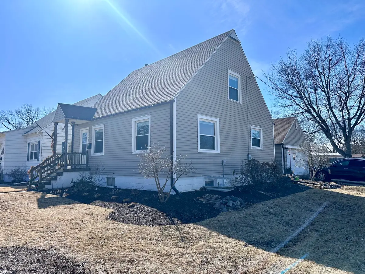 1825 18th Avenue, Sterling, IL 61081 - #1