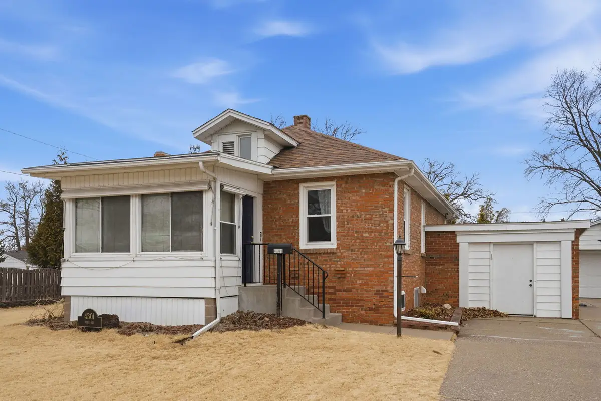 4301 17th Avenue, Moline, IL 61265 - #1