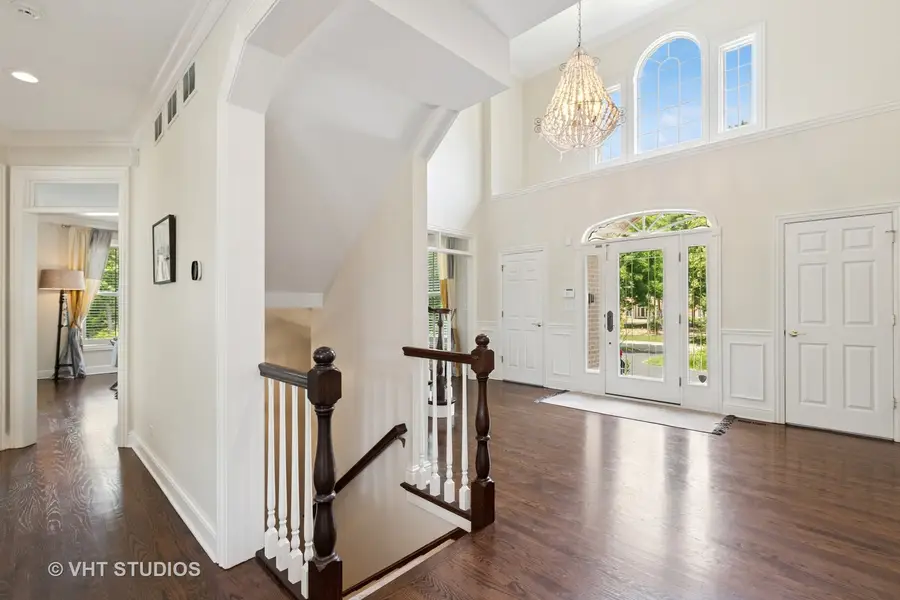 301 Belle Foret Drive, Lake Bluff, IL 60044 - #2