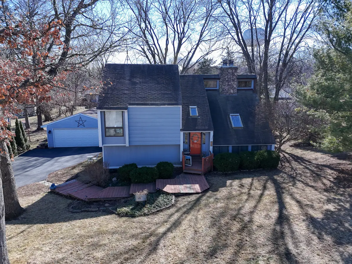 836 Oak Manor Drive, Marengo, IL 60152 - #1