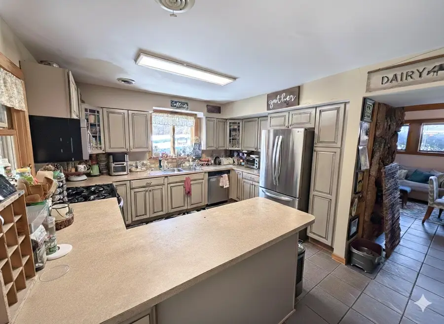 836 Oak Manor Drive, Marengo, IL 60152 - #2