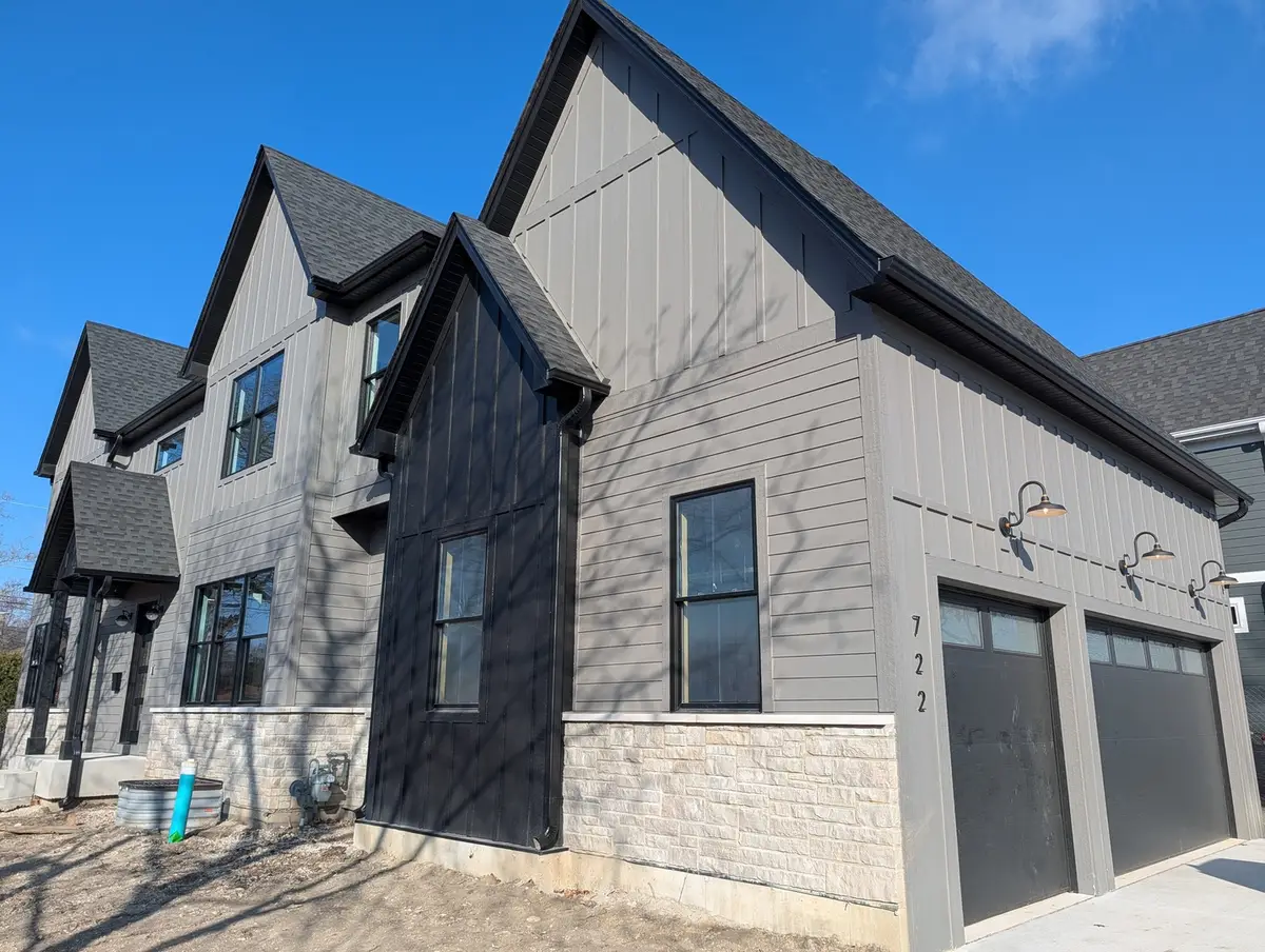 722 S Berkley Avenue, Elmhurst, IL 60126 - #1