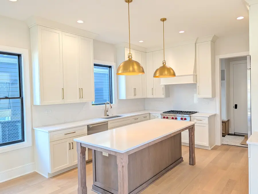 722 S Berkley Avenue, Elmhurst, IL 60126 - #2