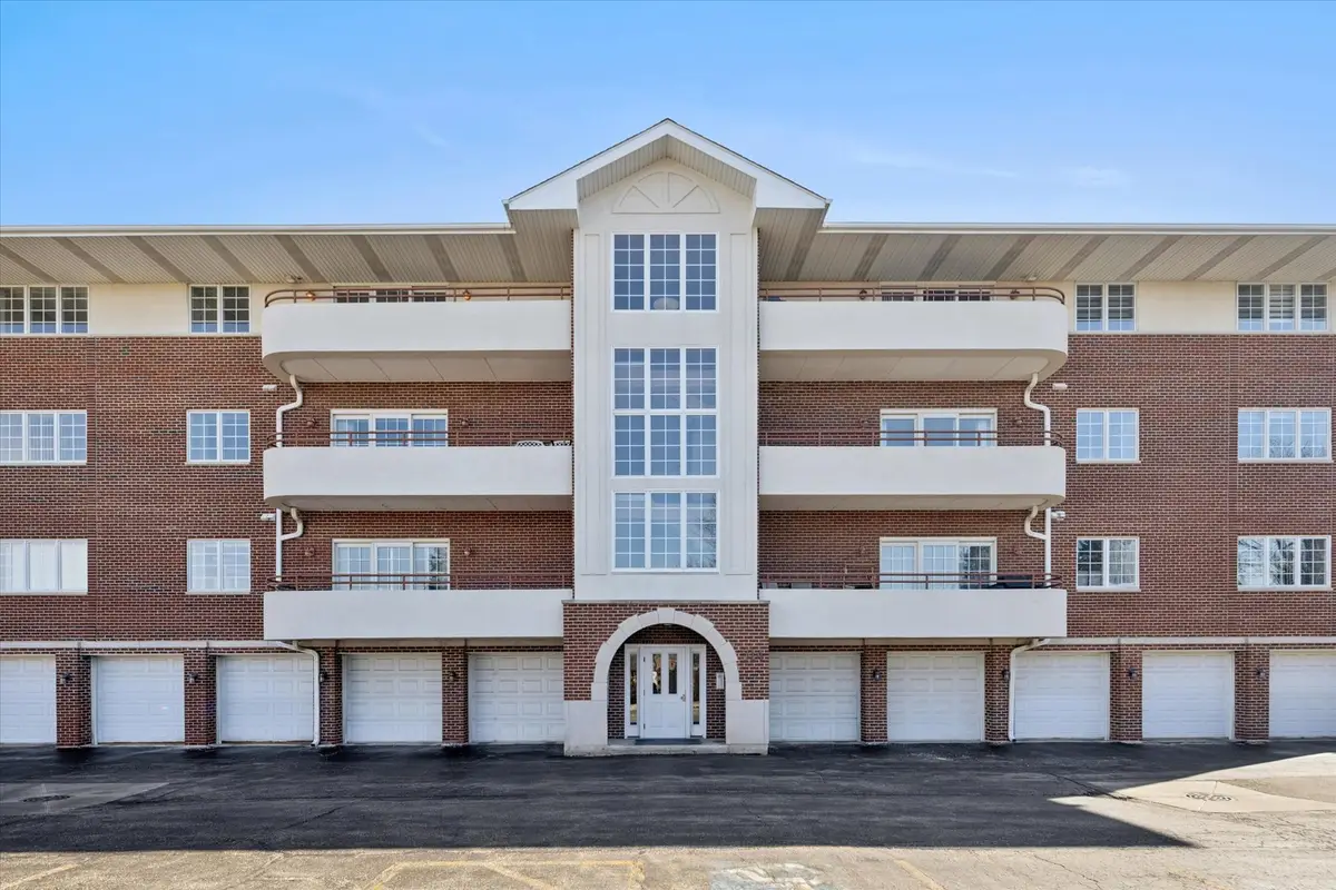 714 W 63rd Street #303, Westmont, IL 60559 - #1