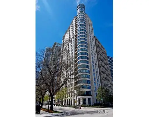 840 N Lake Shore Drive #201, Chicago, IL 60611