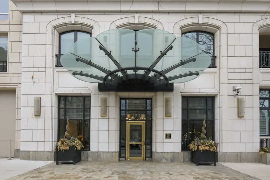 840 N Lake Shore Drive #201, Chicago, IL 60611 - #2