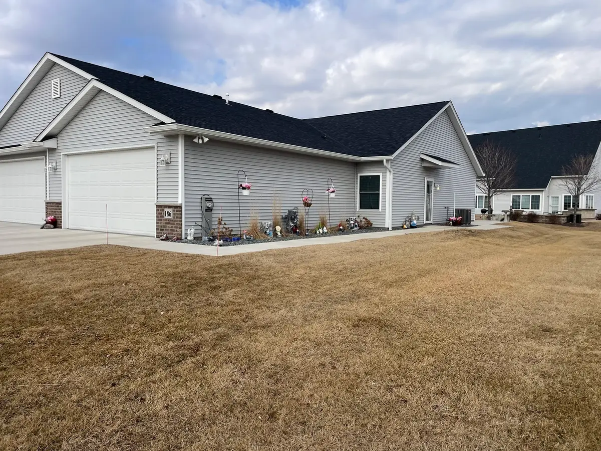 Address Withheld By Seller, East Moline, IL 61244 - #1