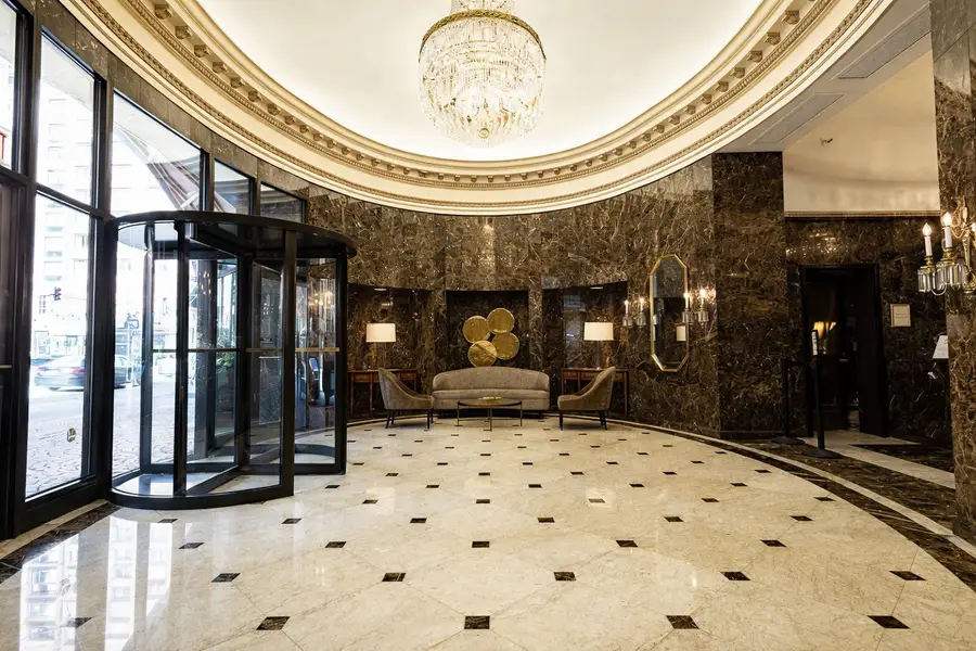 Address Withheld By Seller, Chicago, IL 60611 - #2