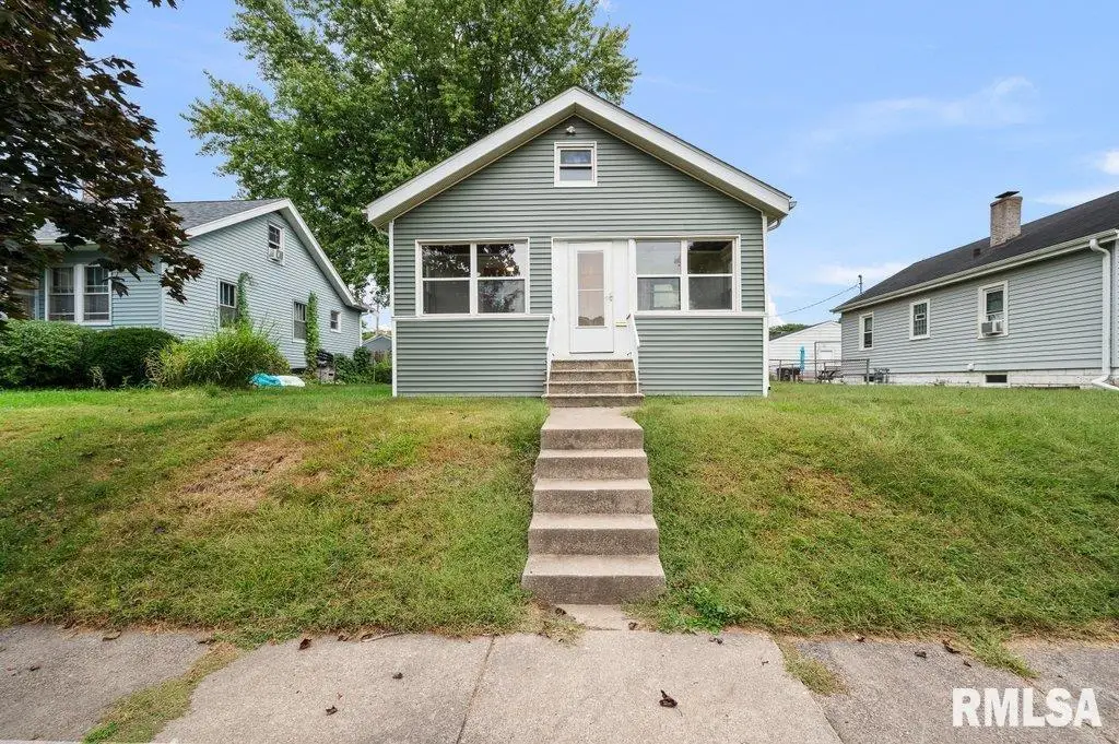 2519 29 1/2 Street, Rock Island, IL 61201 - #1