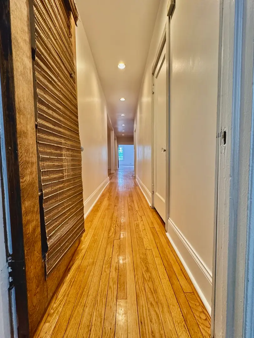 6735 S Oglesby Avenue #101, Chicago, IL 60649 - #3