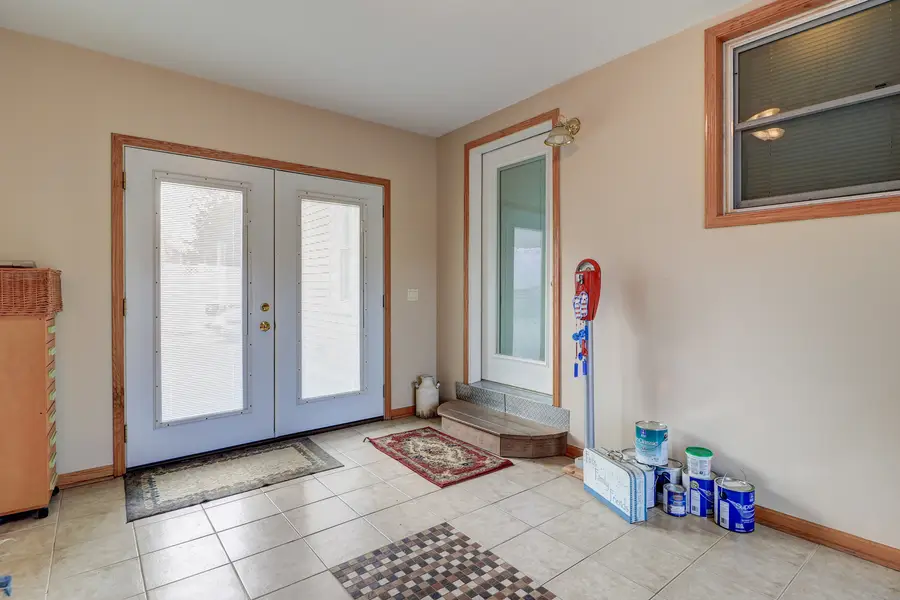 105 S Bluff Street, Albany, IL 61230 - #3