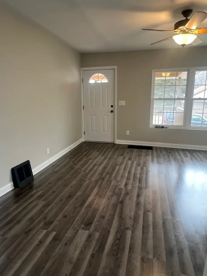 207 Davis Street, Joliet, IL 60436 - #3