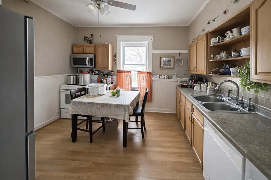 706 Sard Avenue, Aurora, IL 60506 - #3