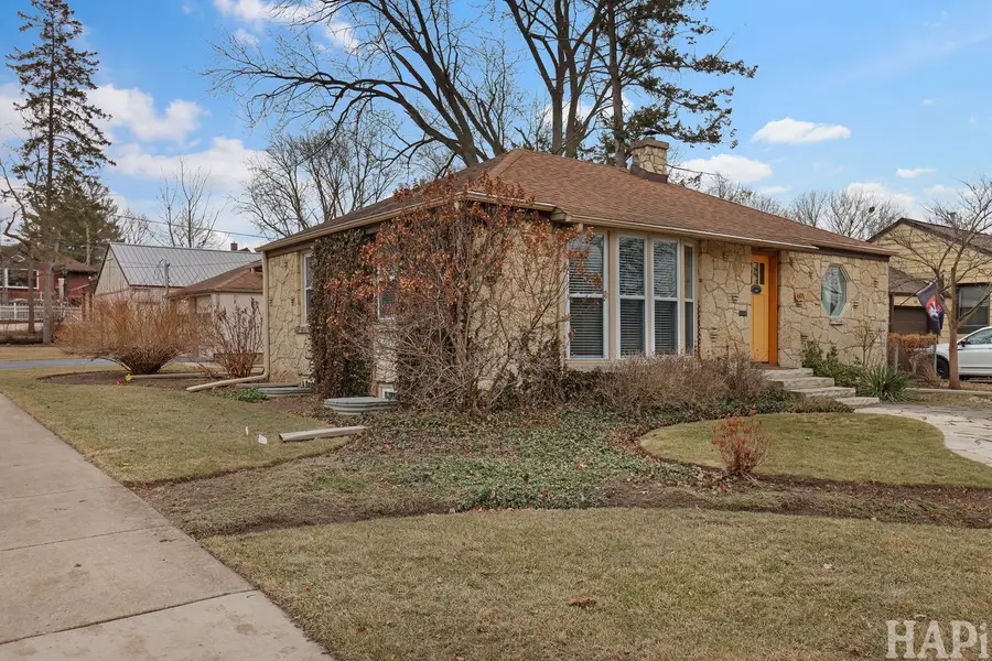 601 S 2nd Street S, West Dundee, IL 60118 - #2