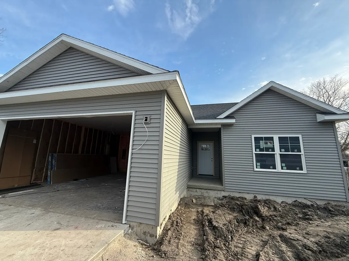 403 E Larmon Street, Tolono, IL 61880 - #1