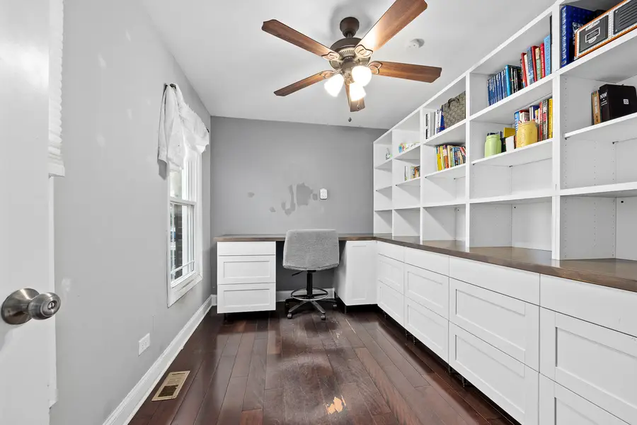 6767 Greenleaf Street, Woodridge, IL 60517 - #3