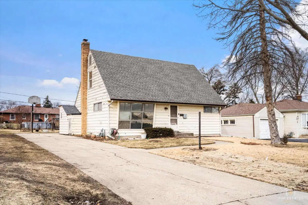 128 S Michigan Avenue, Addison, IL 60101 - #1
