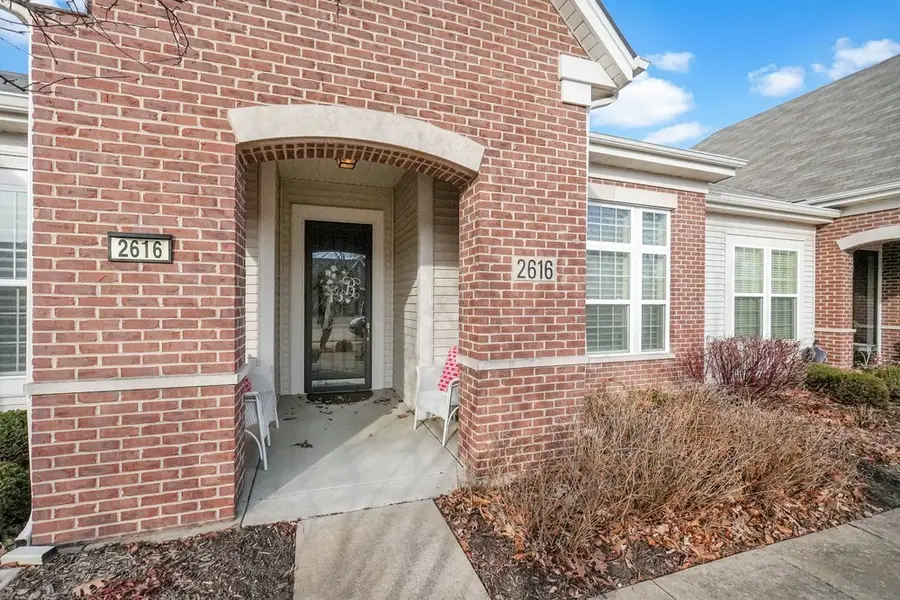 2616 Barrington Circle, Naperville, IL 60564 - #3