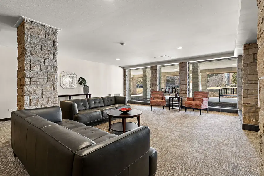 2500 Archbury Lane #1A, Park Ridge, IL 60068 - #2