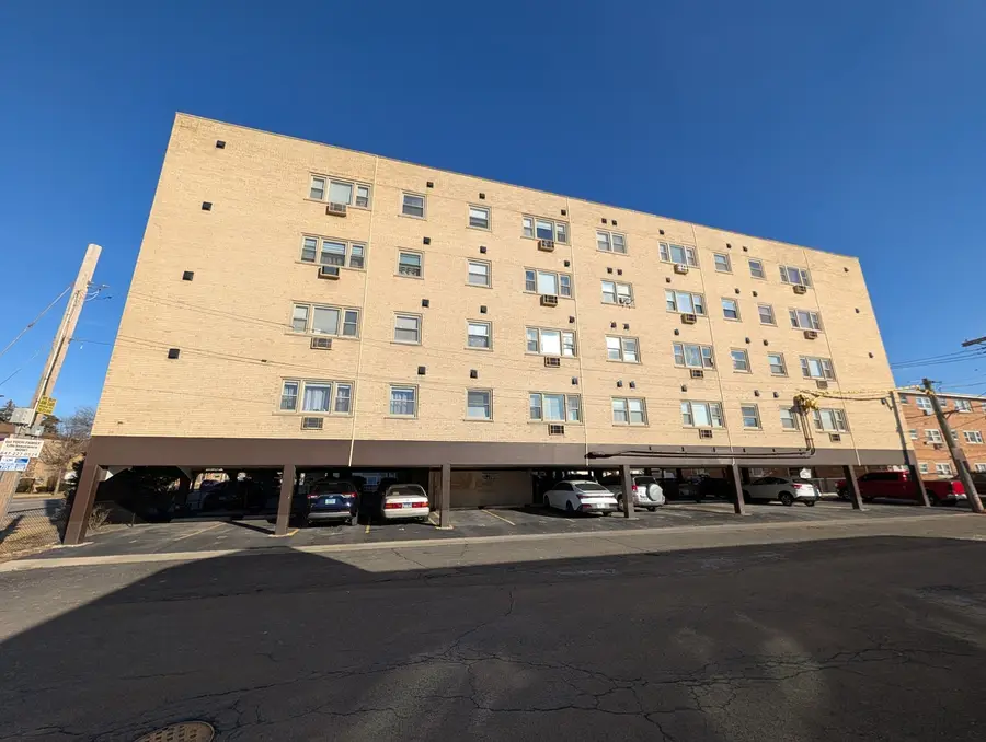 8245 W Belmont Avenue #4L, River Grove, IL 60171 - #3