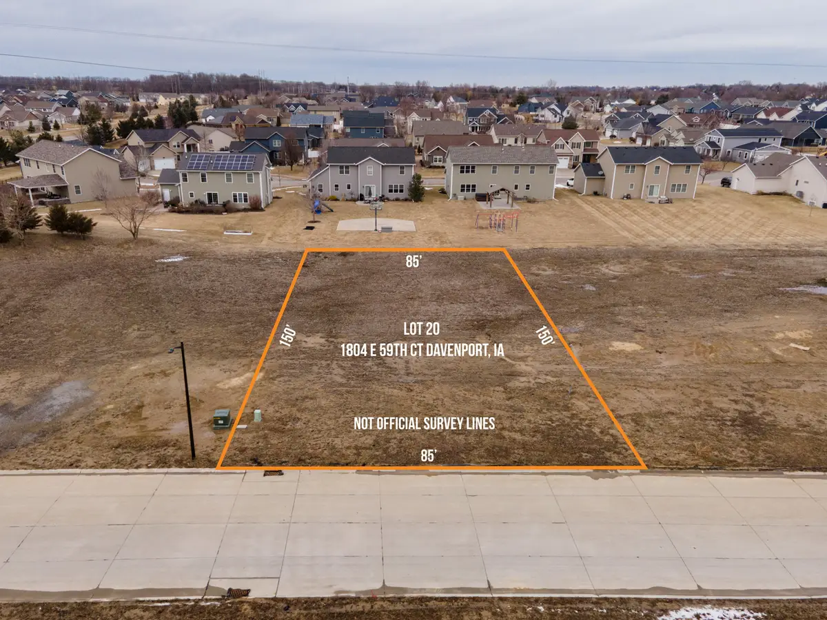 1804 E 59th Court, Davenport, IA 52807 - #1
