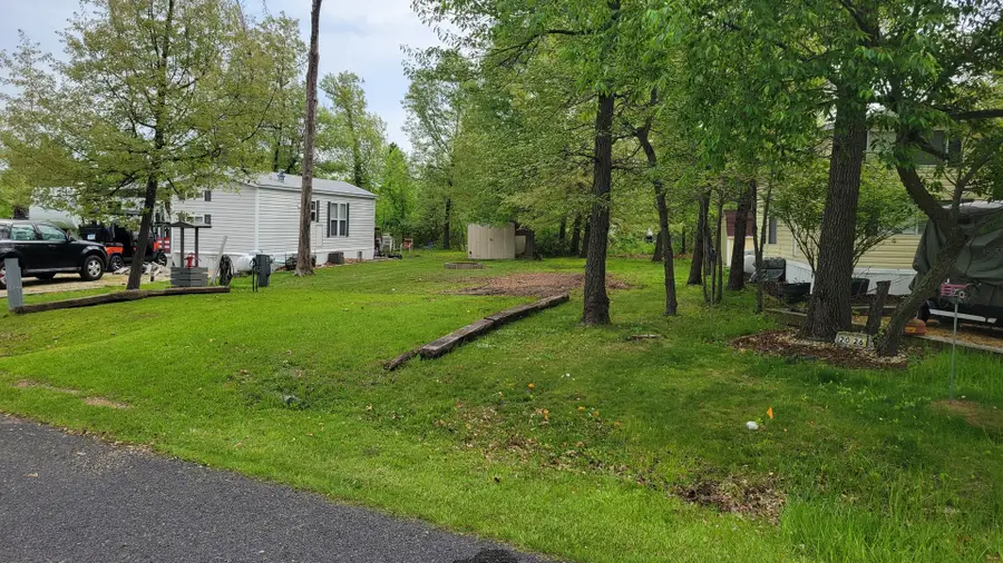 20/25 Woodhaven, Sublette, IL 61367 - #3