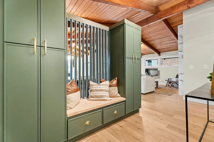 461 W Grantley Avenue, Elmhurst, IL 60126 - #2