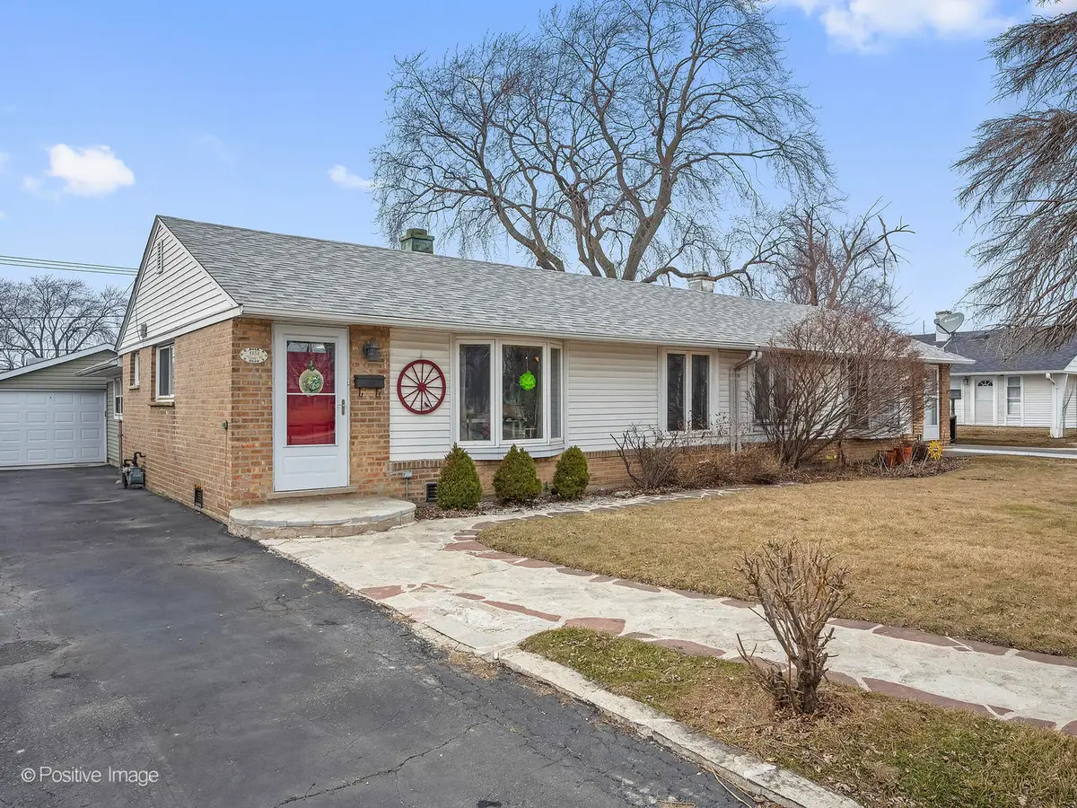 Address Withheld By Seller, Hometown, IL 60456 - #1