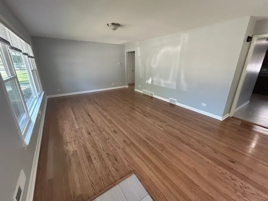 609 E 160th Place, South Holland, IL 60473 - #3