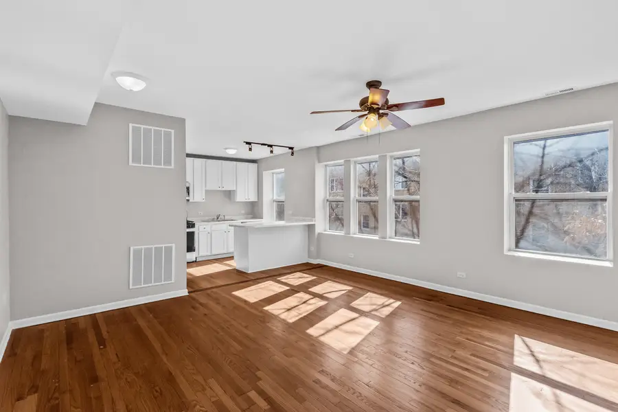 6303 N Claremont Avenue #2, Chicago, IL 60659 - #3