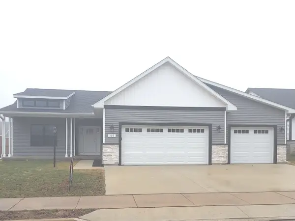 305 N Niles Avenue, Tuscola, IL 61953