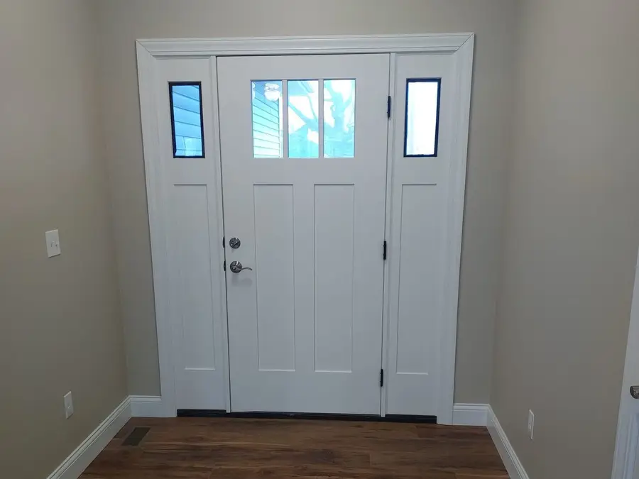 305 N Niles Avenue, Tuscola, IL 61953 - #2