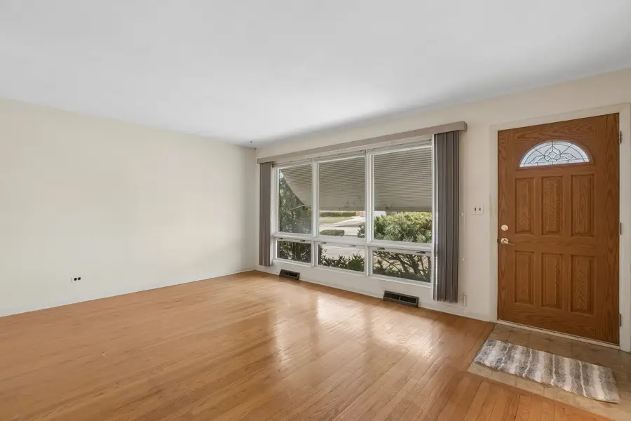 535 N Mcaree Road, Waukegan, IL 60085 - #3