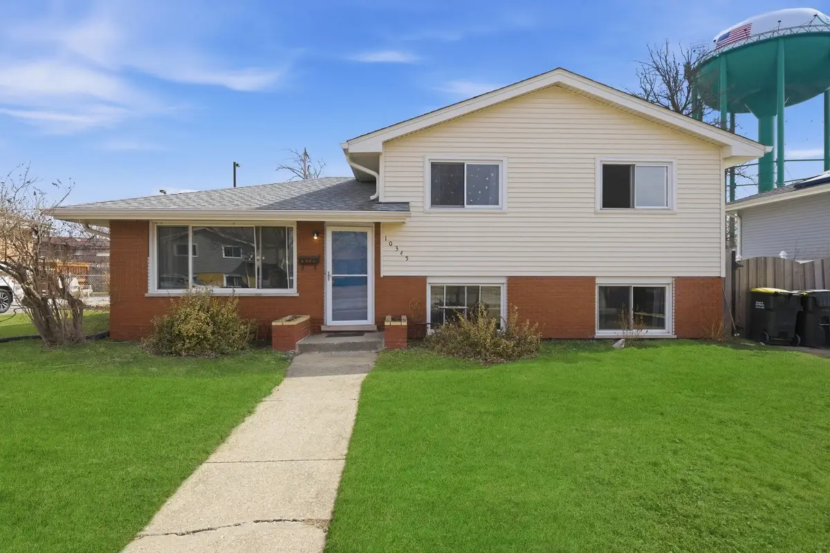 10345 Barnard Drive, Chicago Ridge, IL 60415 - #1