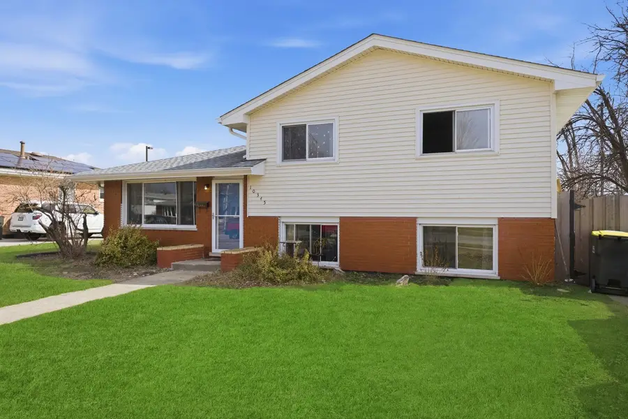 10345 Barnard Drive, Chicago Ridge, IL 60415 - #2