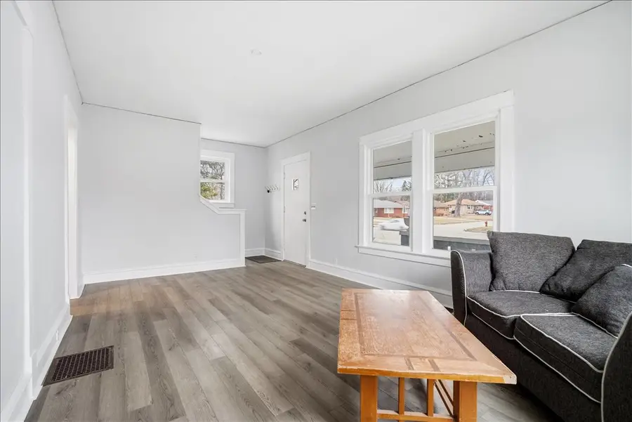 811 W College Avenue, Normal, IL 61761 - #2