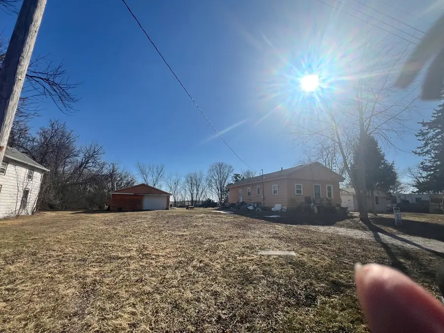 415 E 5th Avenue, Rankin, IL 60960 - #2