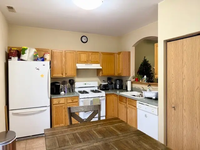 3105 Woodside Drive, Joliet, IL 60431 - #2