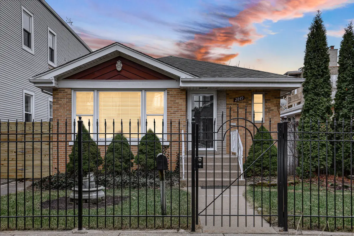 2849 W Fletcher Street, Chicago, IL 60618 - #1