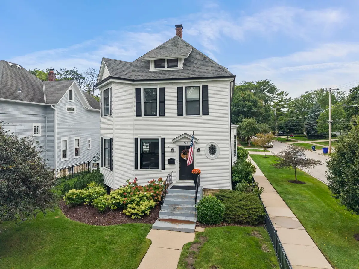 726 N Wheaton Avenue, Wheaton, IL 60187 - #1