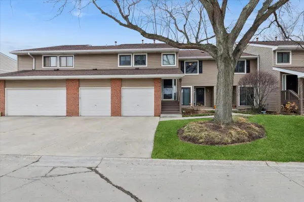 Address Withheld By Seller, Buffalo Grove, IL 60089