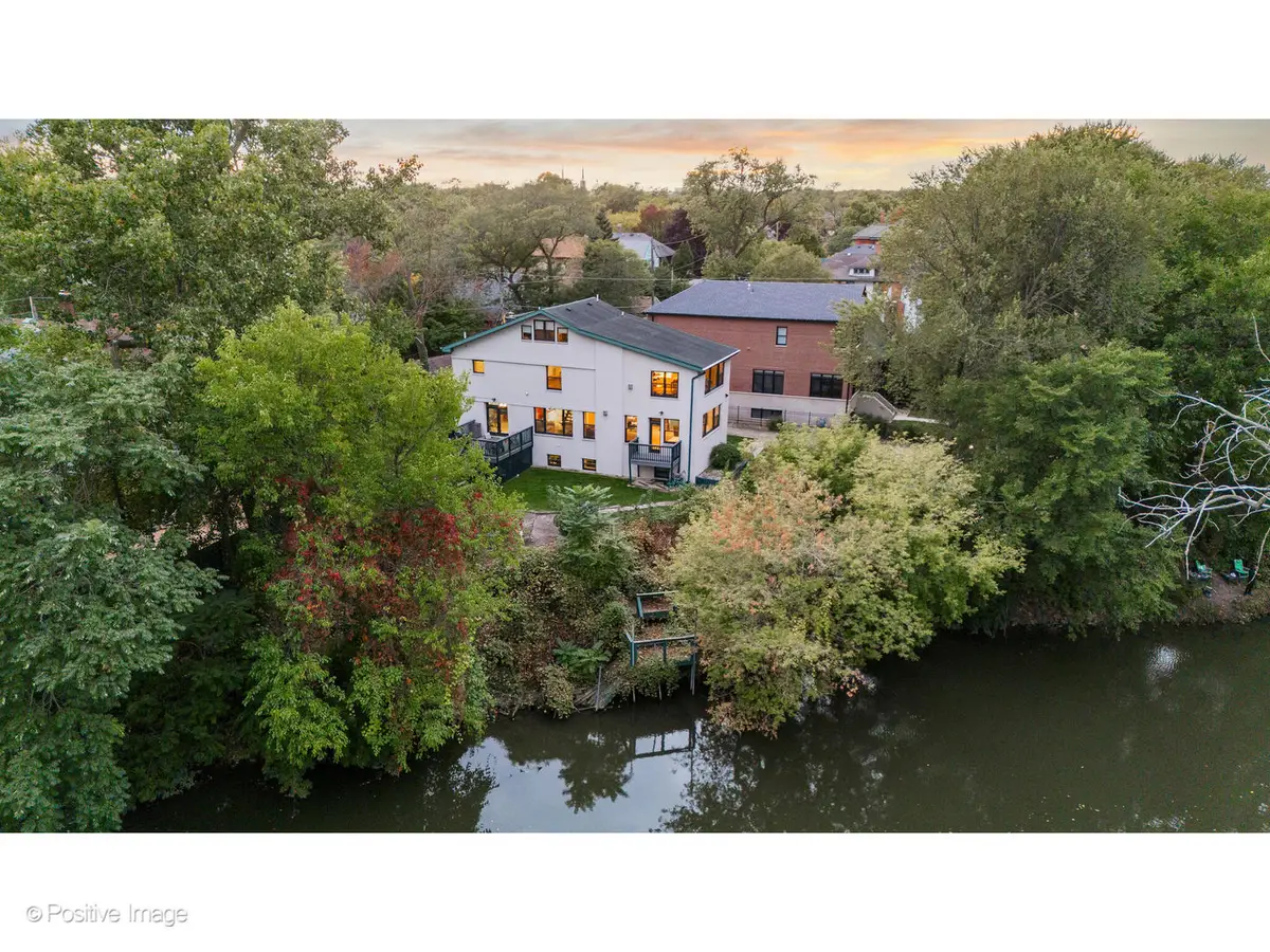 2801 W Eastwood Avenue, Chicago, IL 60625 - #1