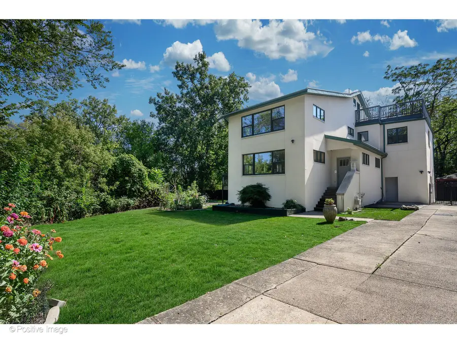 2801 W Eastwood Avenue, Chicago, IL 60625 - #2