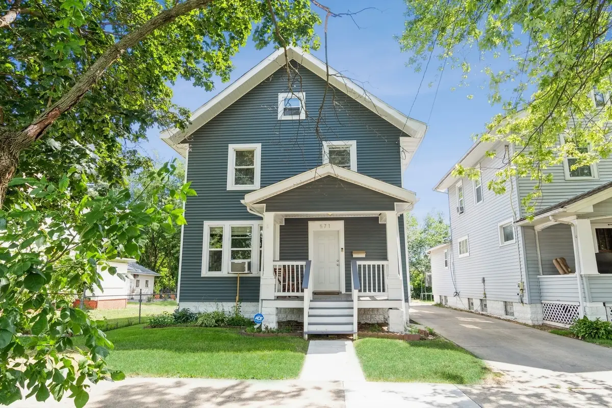571 E Benton Street, Aurora, IL 60505 - #1