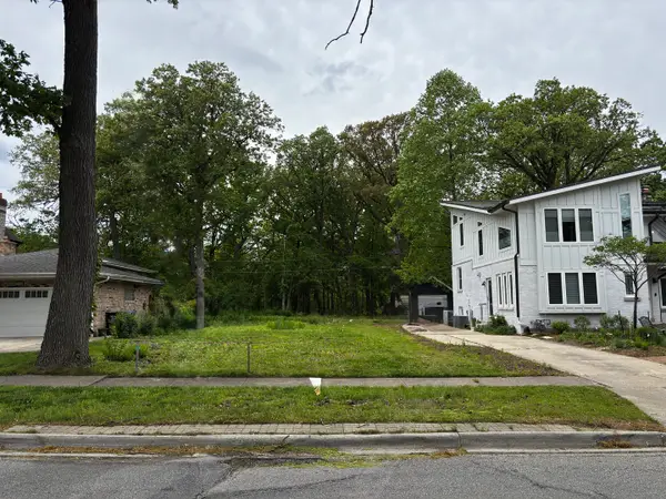 910 N Brainard Avenue, La Grange Park, IL 60526