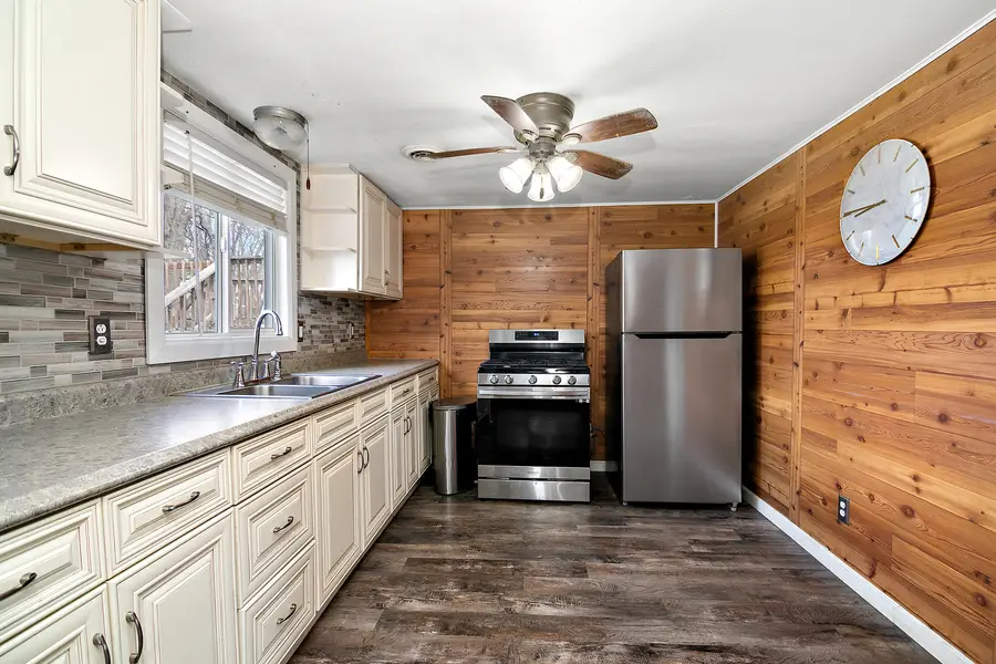 287 Belle Aire Avenue, Bourbonnais, IL 60914 - #2