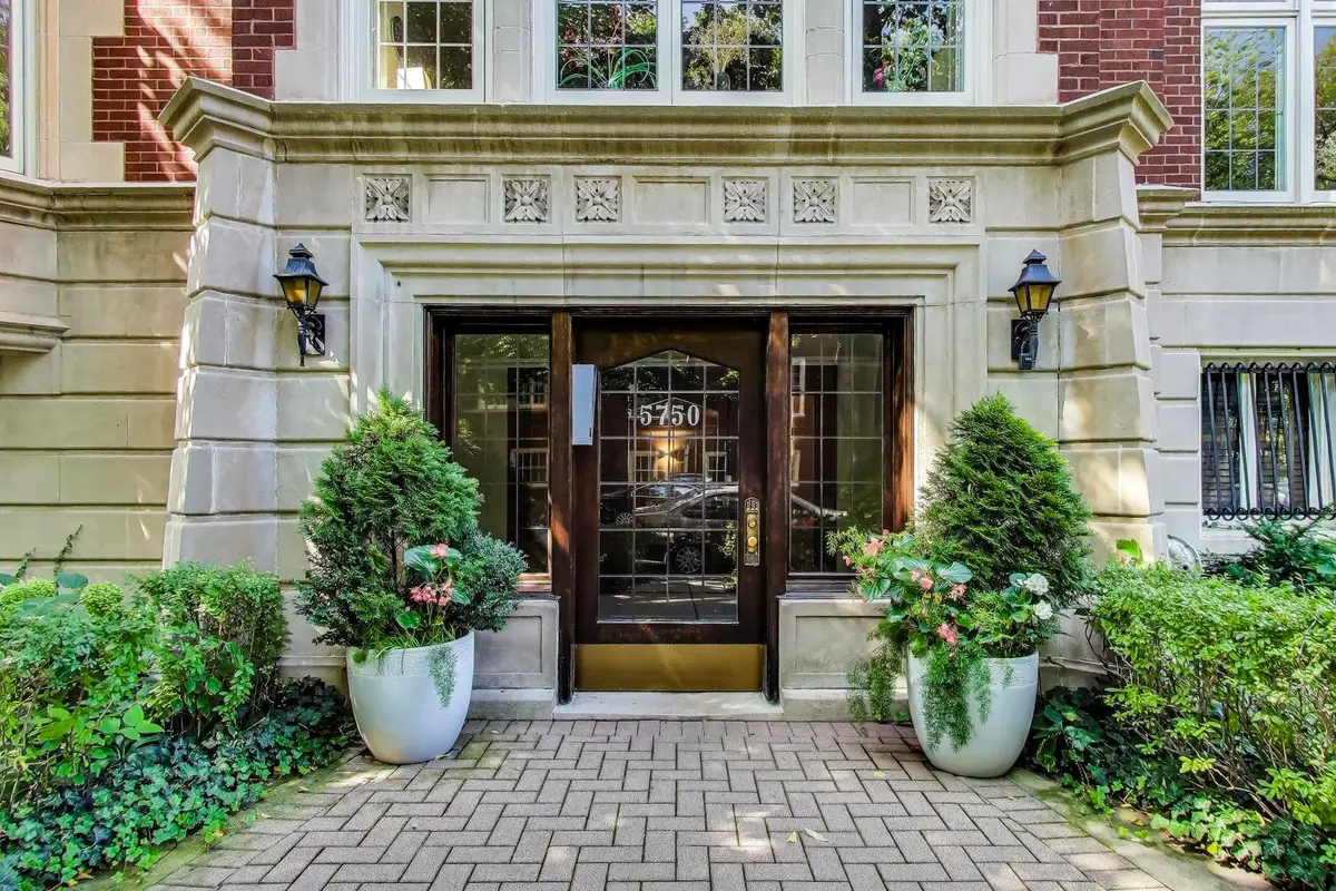 5750 S Kenwood Avenue #1N, Chicago, IL 60637 - #1