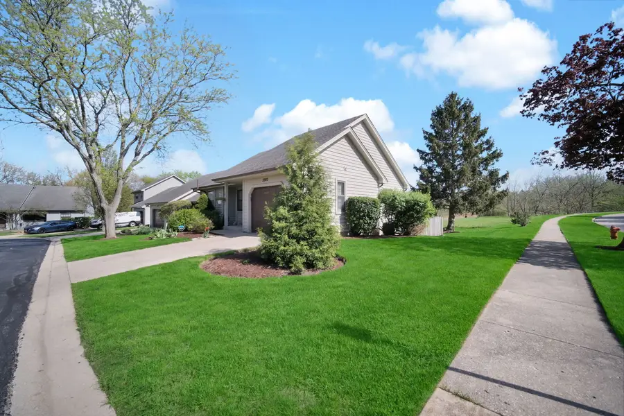 2302 Robin Lane, Elgin, IL 60123 - #2